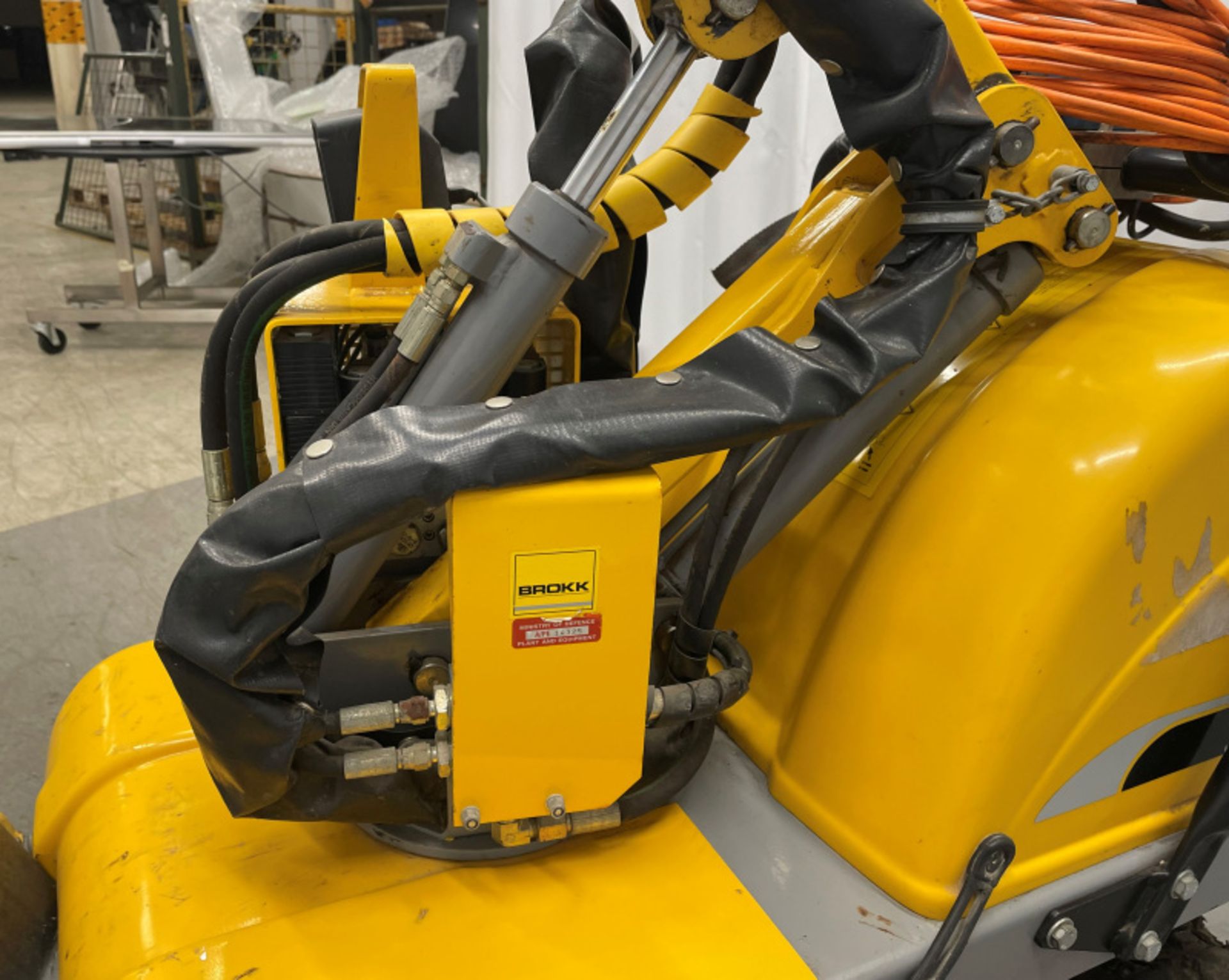 Brokk B40 Daemo Hydraulic breaker, various tooling & spare parts Please see pictures for attachments - Image 11 of 37