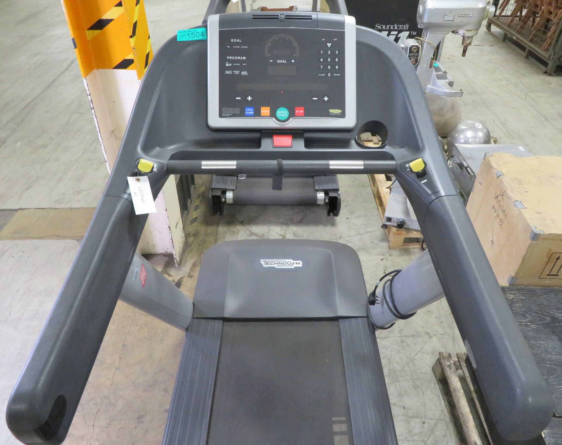 TechnoGym Excite Run Now 700 Treadmill With LCD Console - Image 3 of 4
