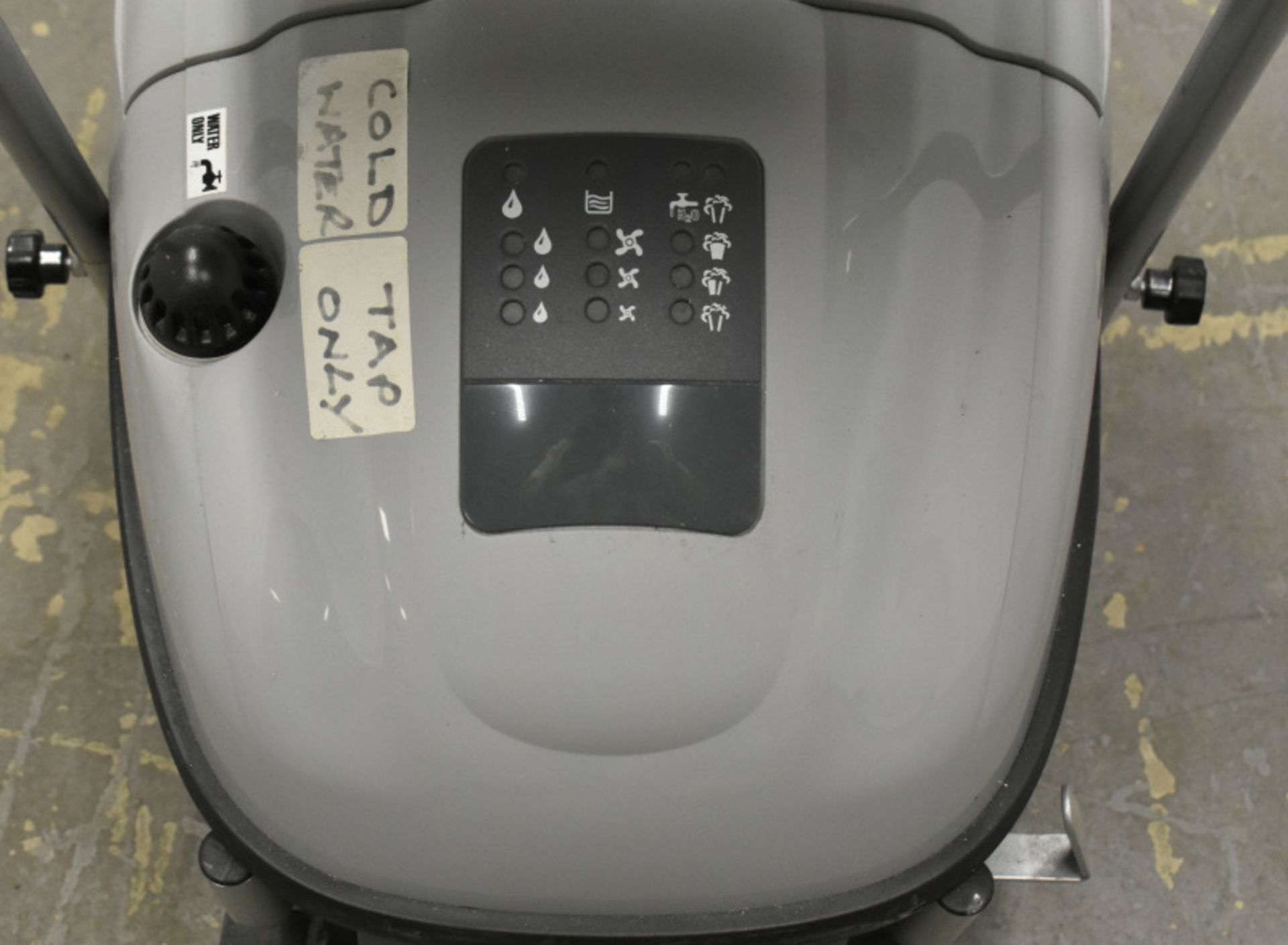 KS Group Steam Cleaner, Model- 3000, With attatchments - Image 2 of 4