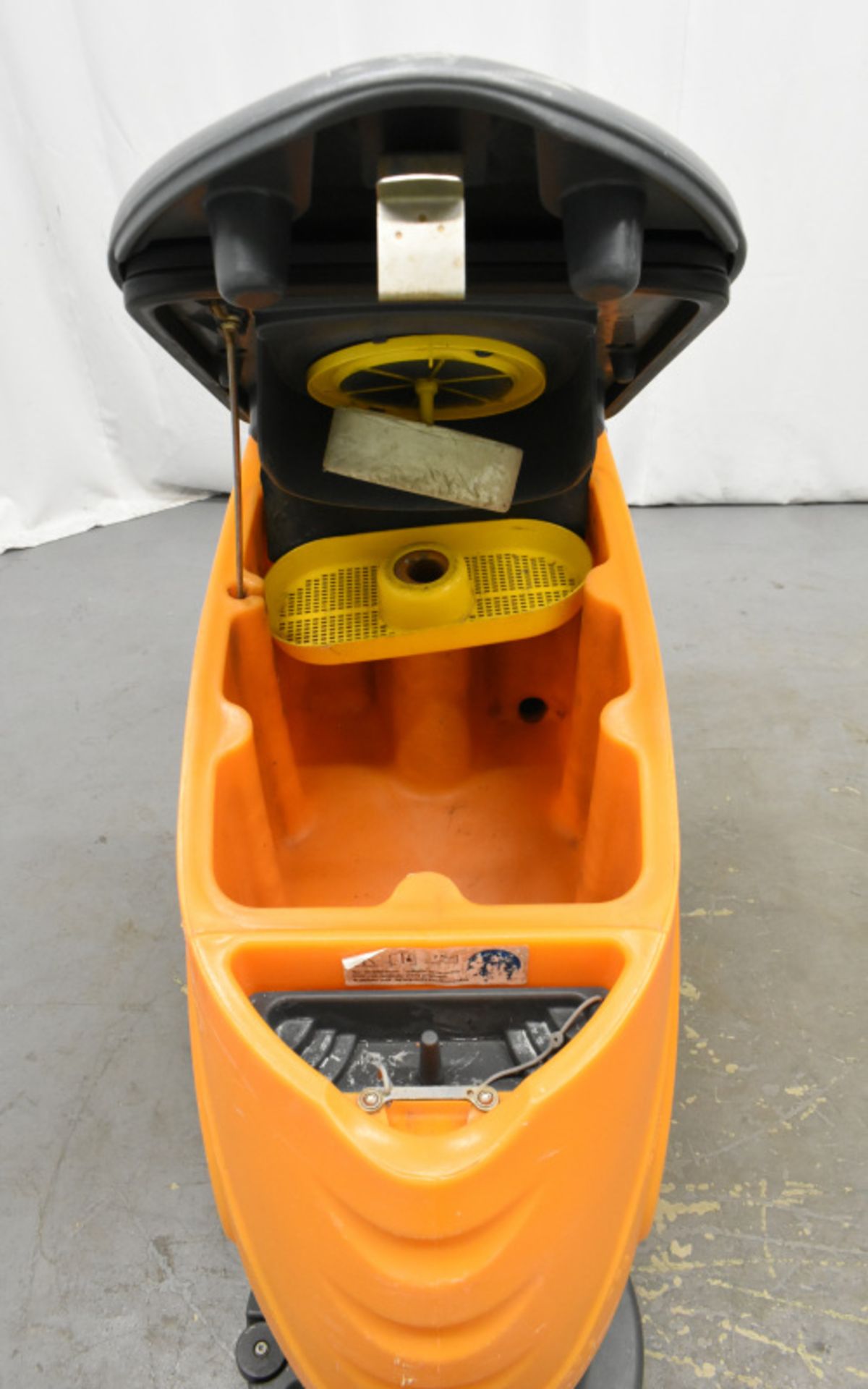 Taski Swingo 75B Floor Scrubber Dryer - Image 7 of 8