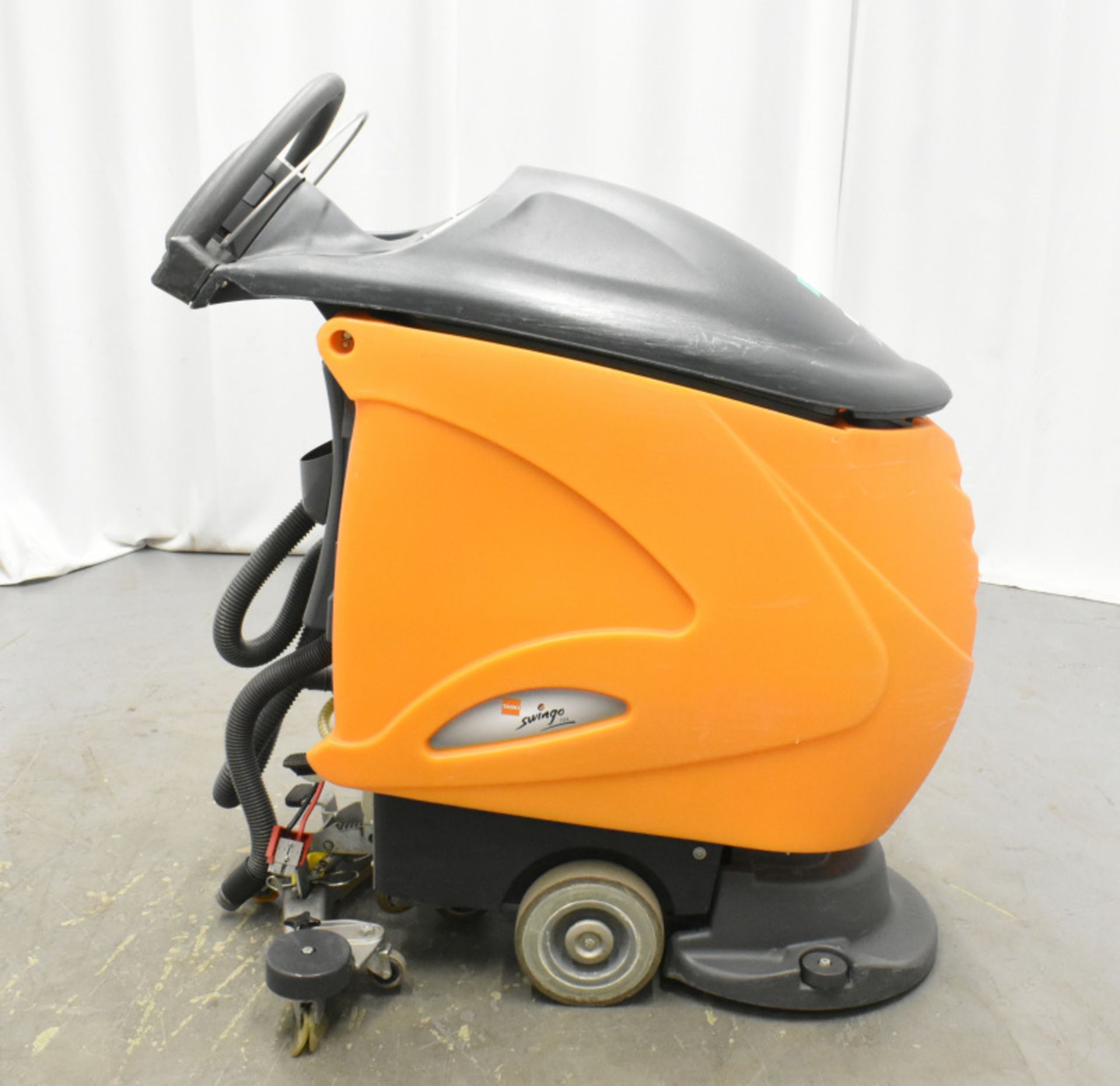 Taski Swingo 75B Floor Scrubber Dryer