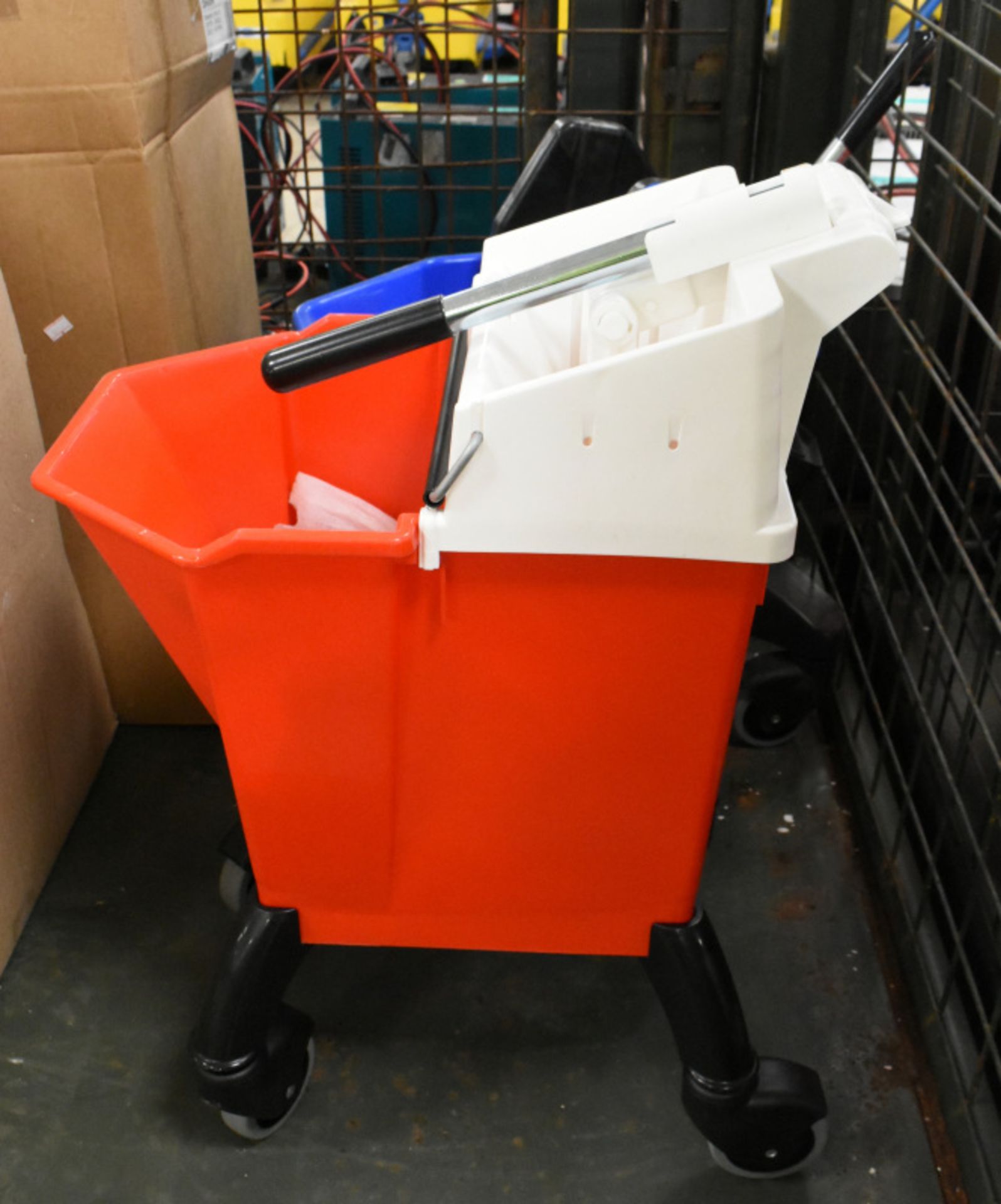 11 x Various Mop Buckets , Please See Pictures For More - Image 4 of 4