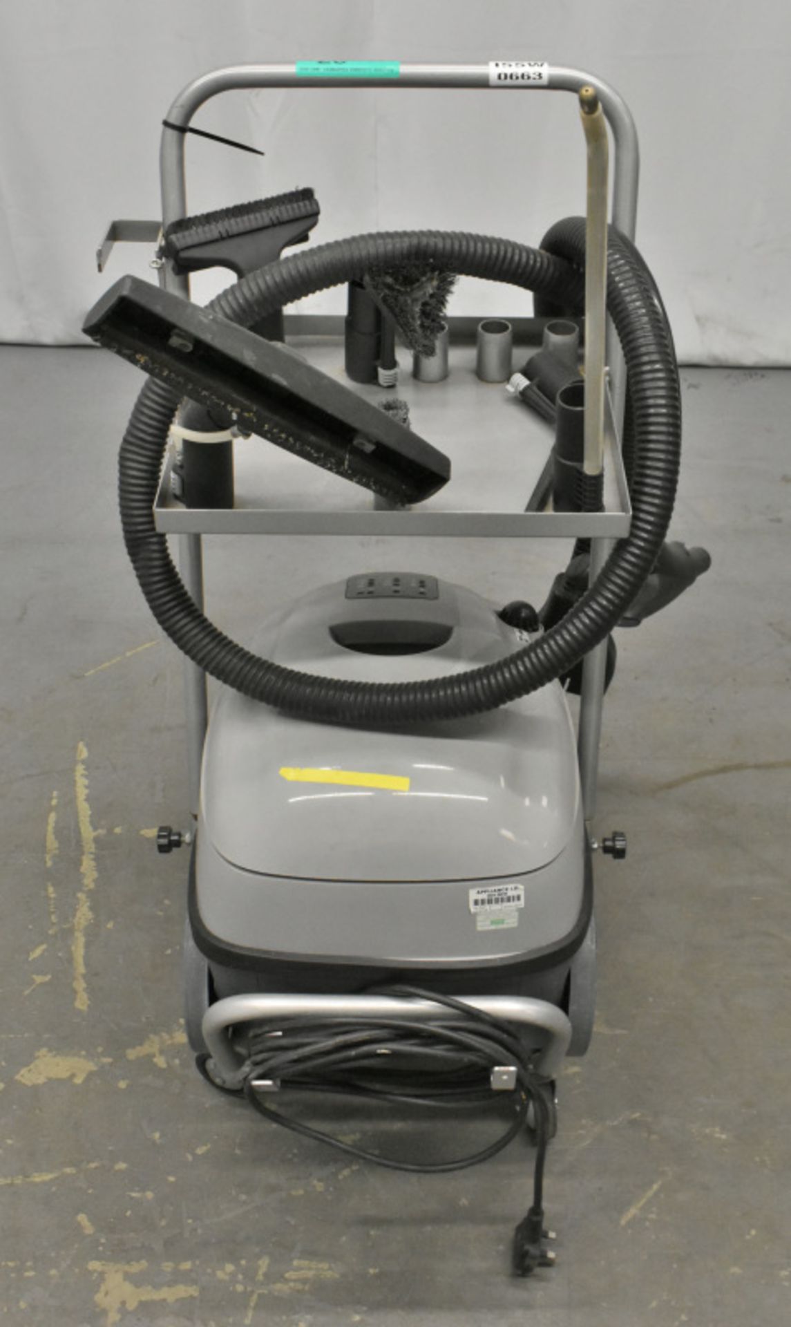 KS Group Steam Cleaner, Model- 3000, With attatchments - Image 3 of 4