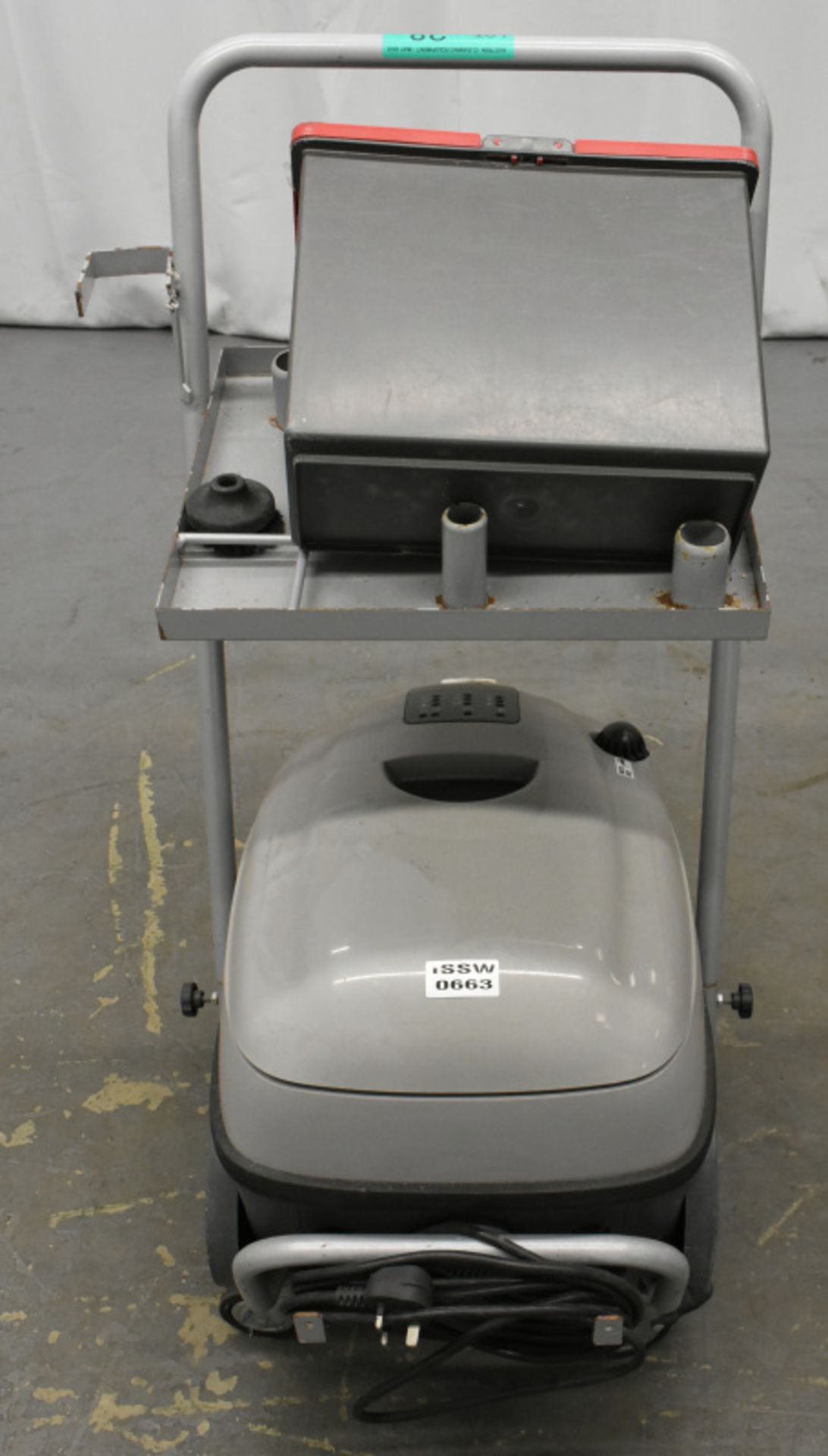 KS Group Steam Cleaner, Model- 3000, With attatchments - Image 3 of 4