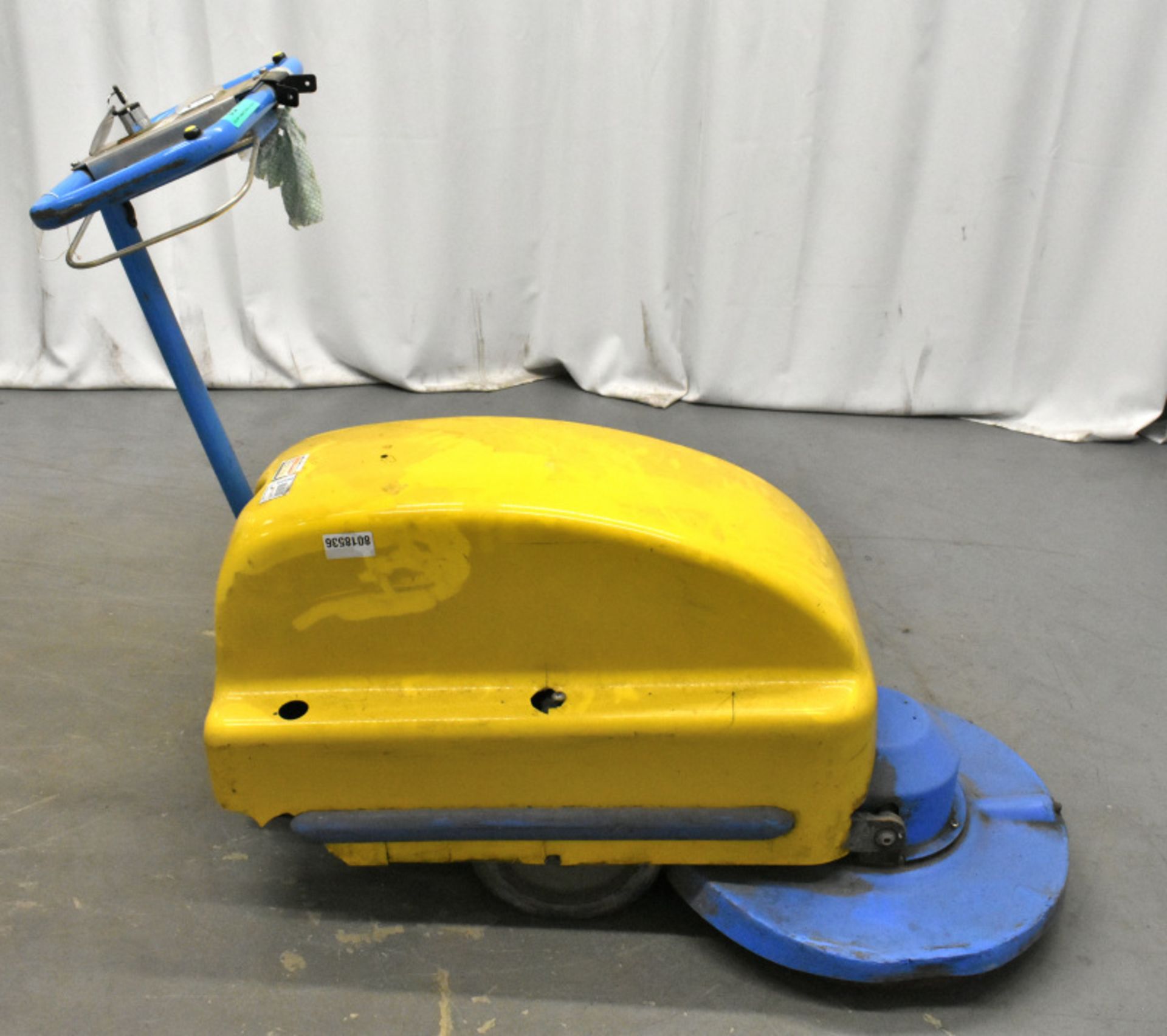 Tennant Challenger Nippy 500 Walk-Behind Floor Cleaner