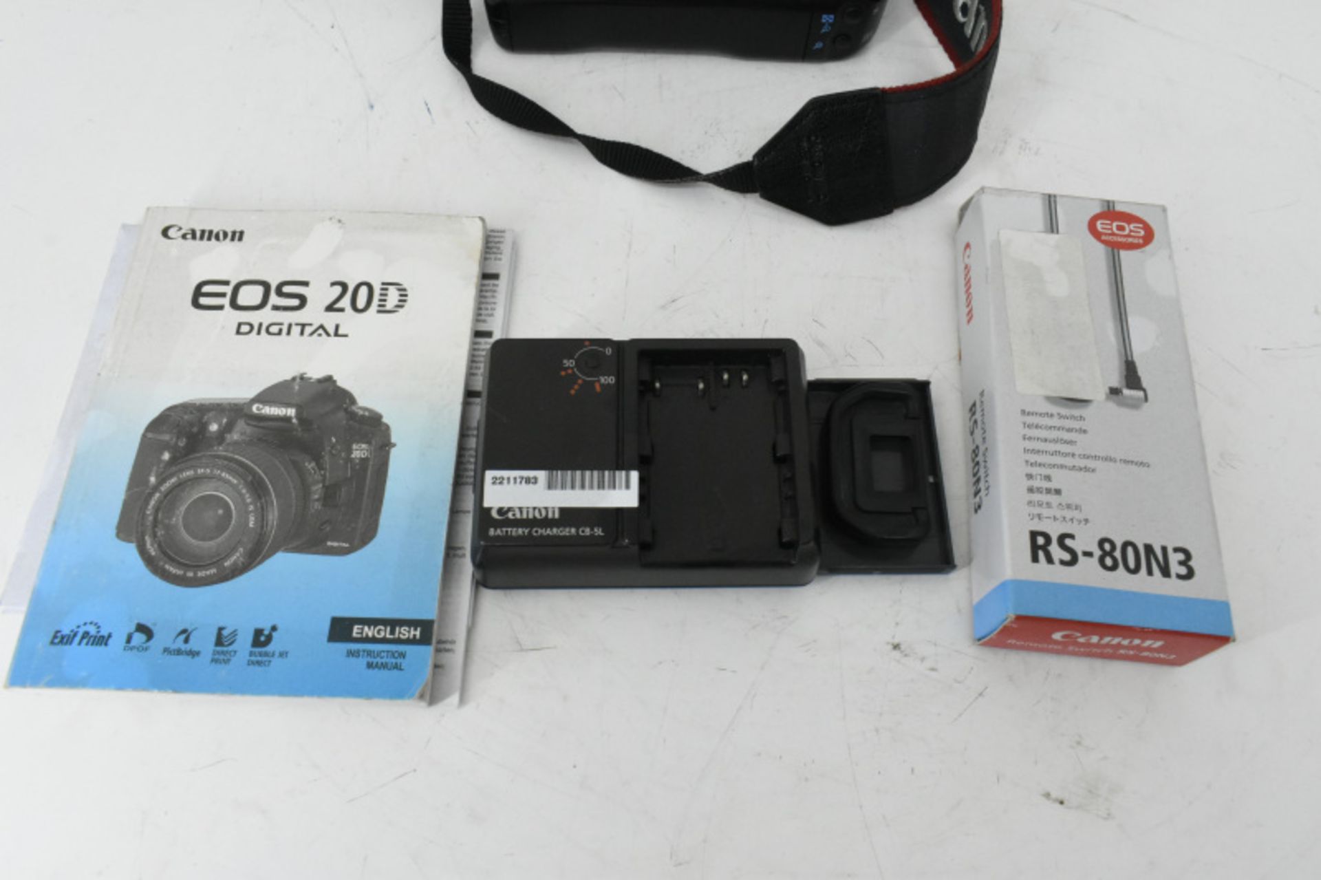 Canon EOS 20D DS126061 digital camera with accessories - Image 4 of 4