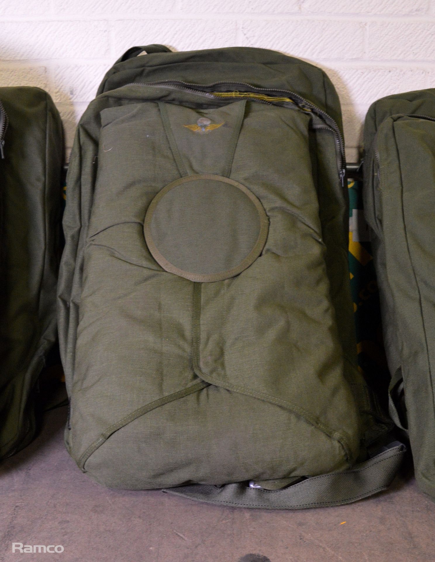 2x Military Irvine GQ parachutes