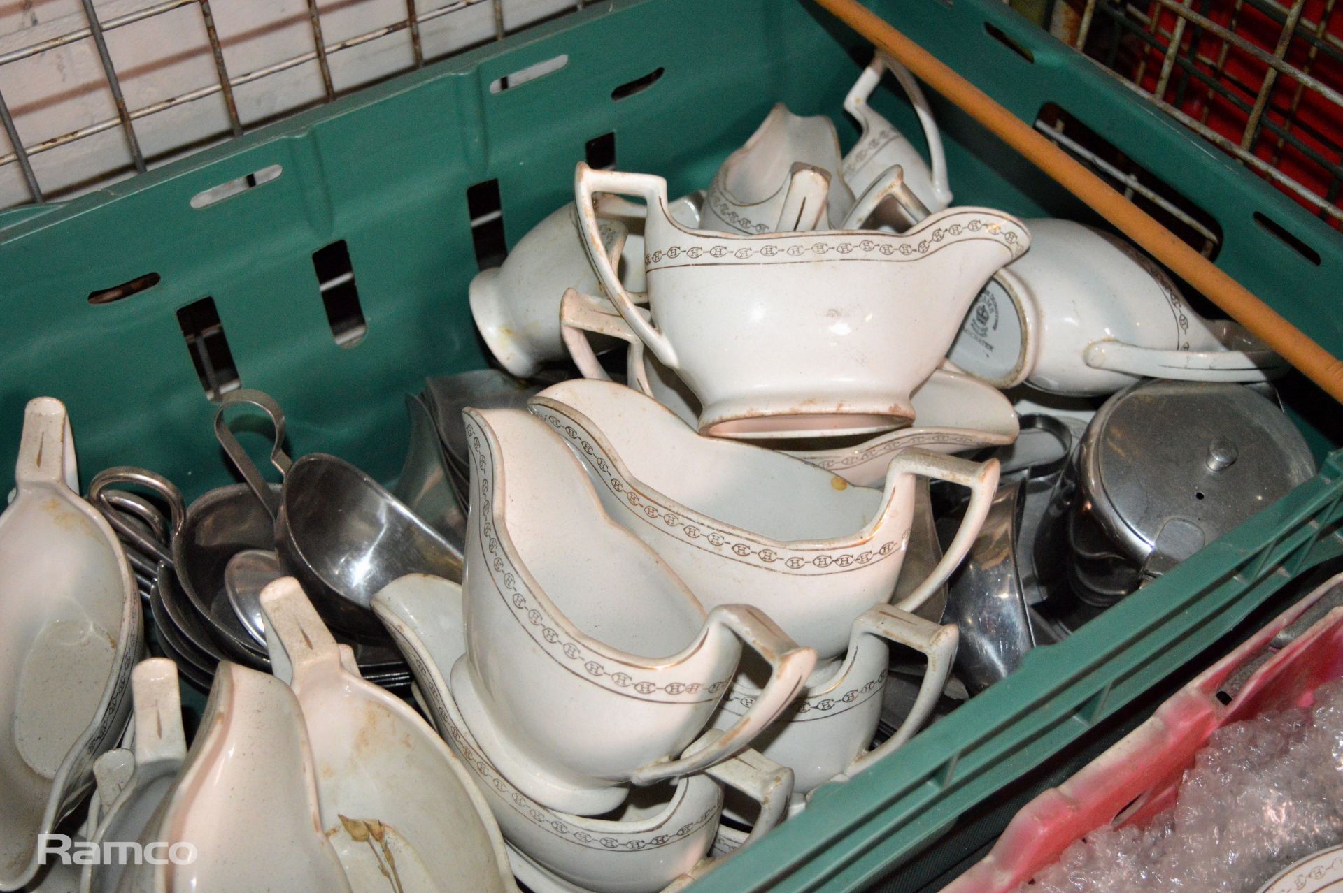 Approx 150 Assorted crockery including cup / saucer / plate / gravy boat - Image 3 of 5