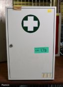 Medical cabinet L 300 x W 15 x H 46 cm