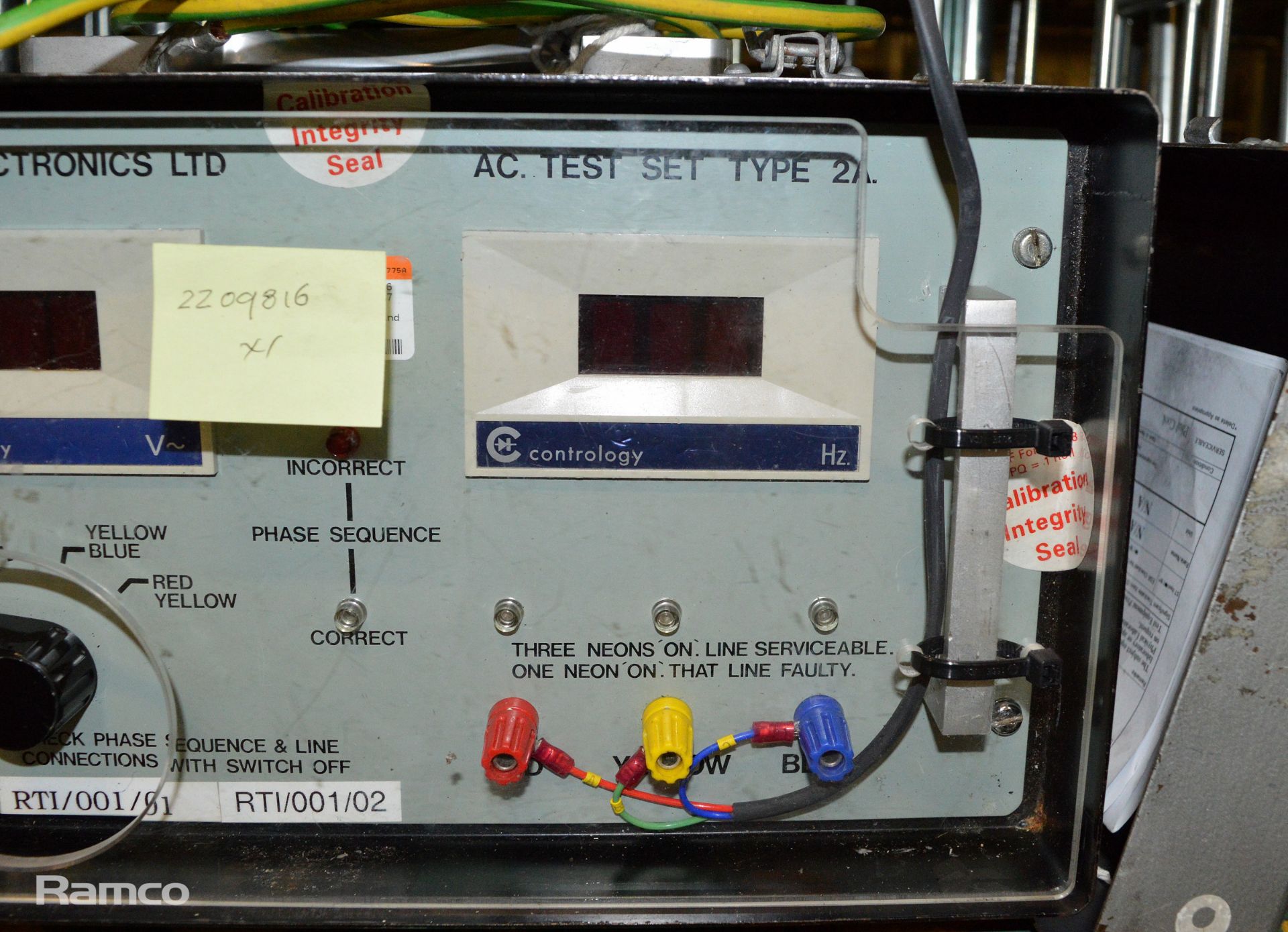 Castlet Electronics AC Frequency & Voltage Tester - Image 2 of 2