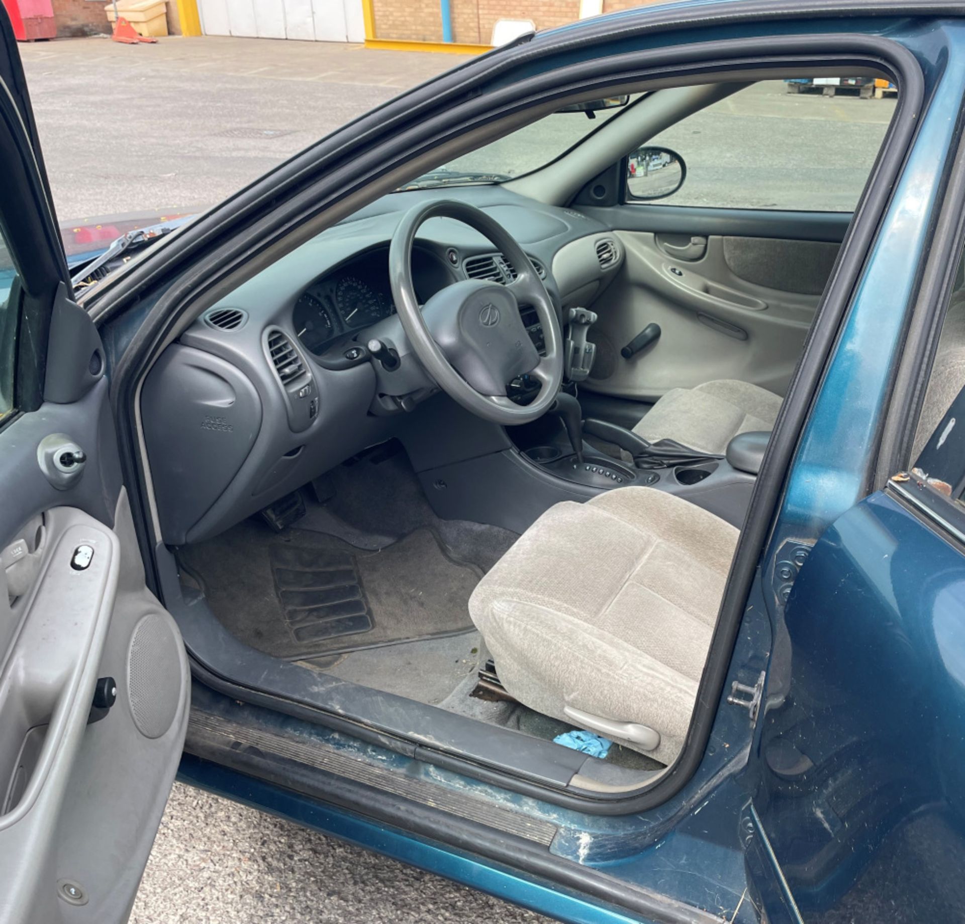 Oldsmobile Alero - 2002 - 2.2L - Petrol - Automatic - 41468 miles - VIN Number 1G3NK52F12C303210 - Image 5 of 22