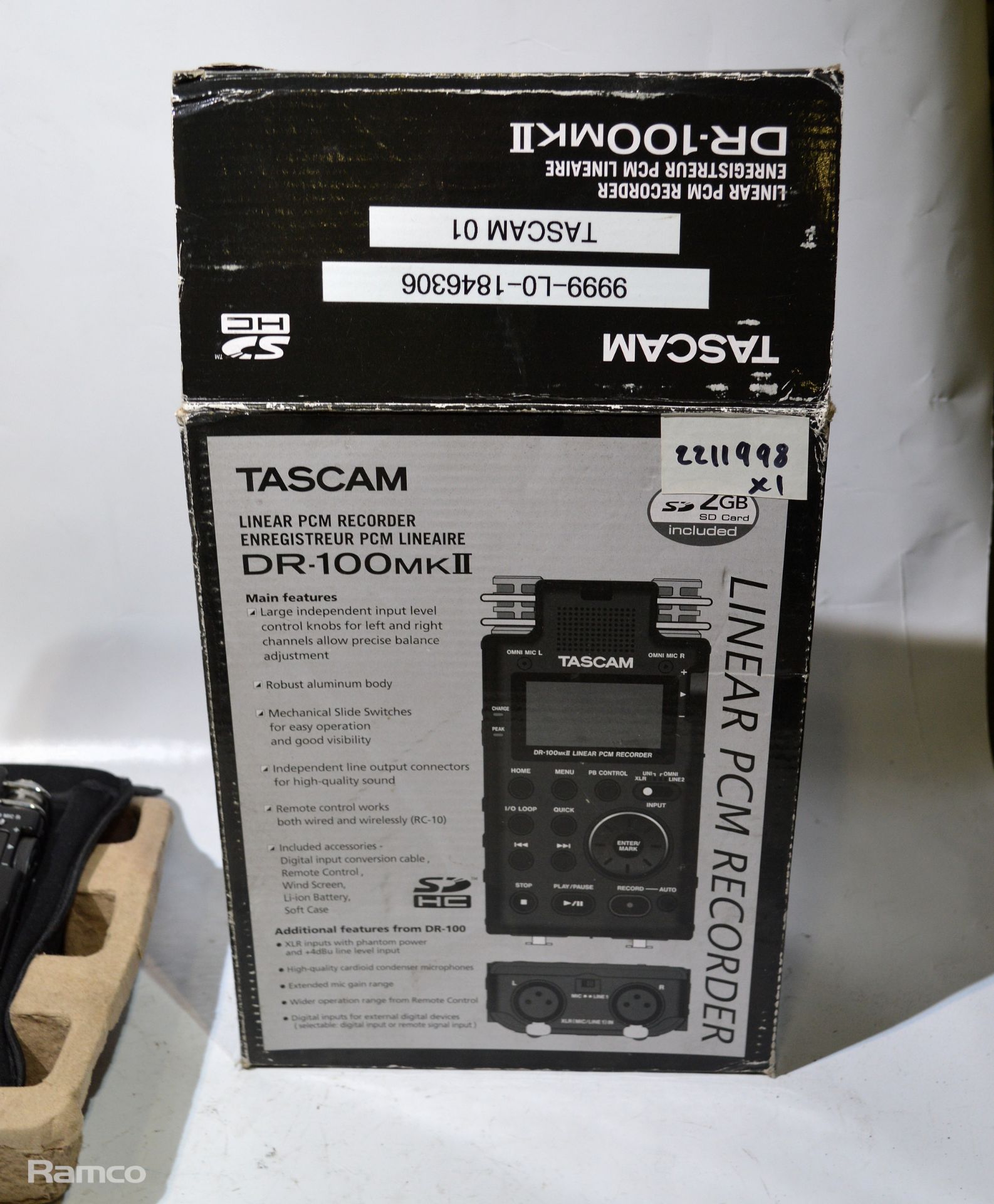 Tascam DR-100MK2 portable digital audio recorder - boxed - Image 4 of 4