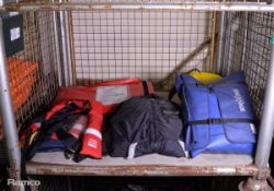 Fire hose inflation kit, Weber rough / sharp edge protective pad set, 2x Crewfit adult life vests