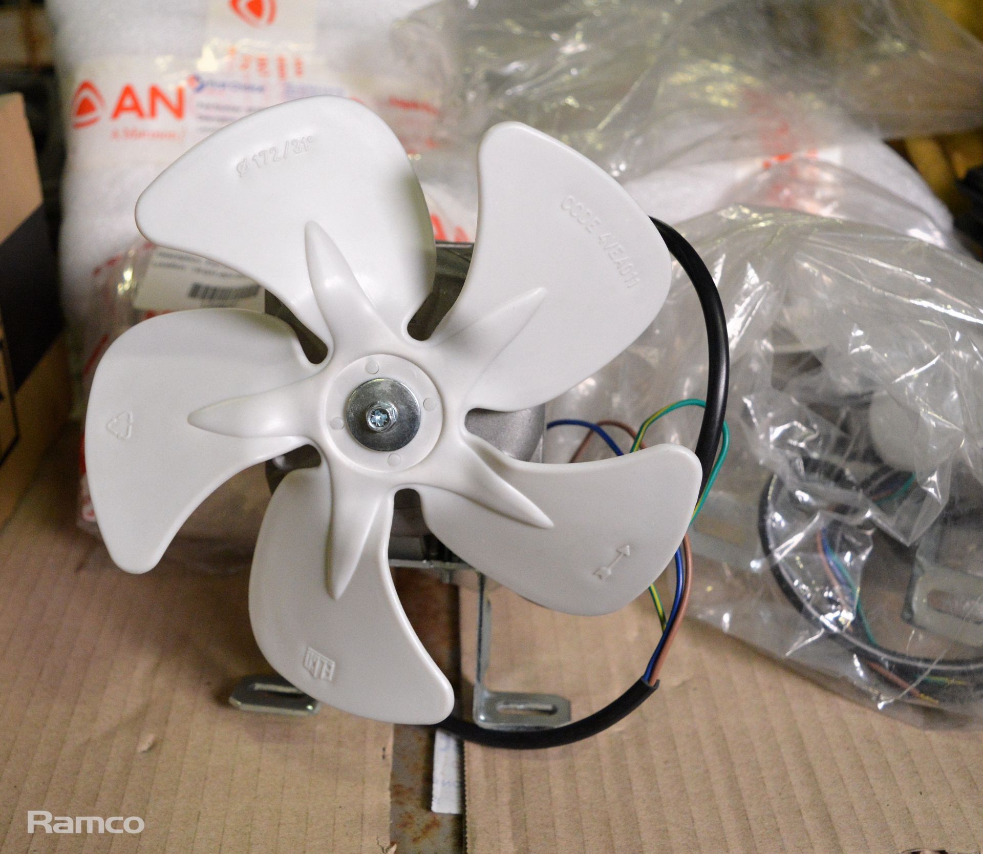 Various catering spares including fan motors, fly killer unit - Image 4 of 8