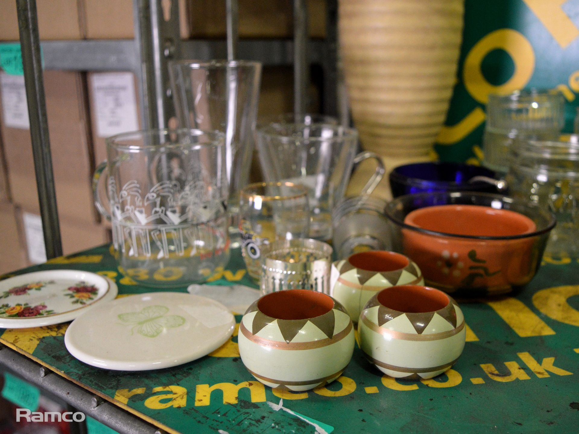 Glasses, ornaments, used drinking cups, empty tool boxes - Image 2 of 5