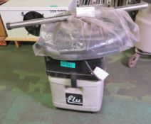 ELU 938 vacuum extractor 1000W 220/240V 50/60Hz