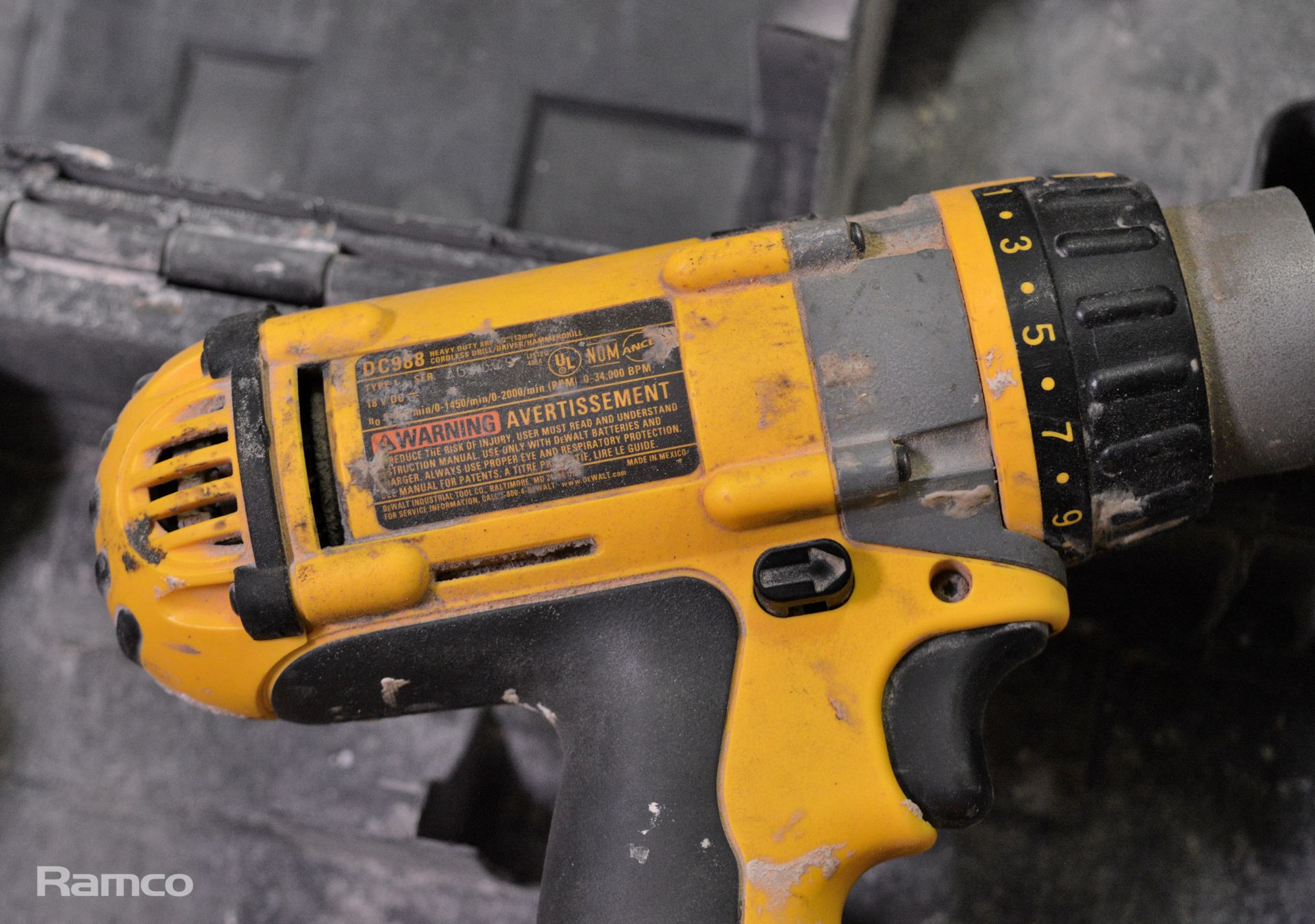 Dewalt DC988 heavy duty cordless drill / driver / hammer drill in case with charger - Image 3 of 4