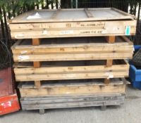 5x Empty wooden crates