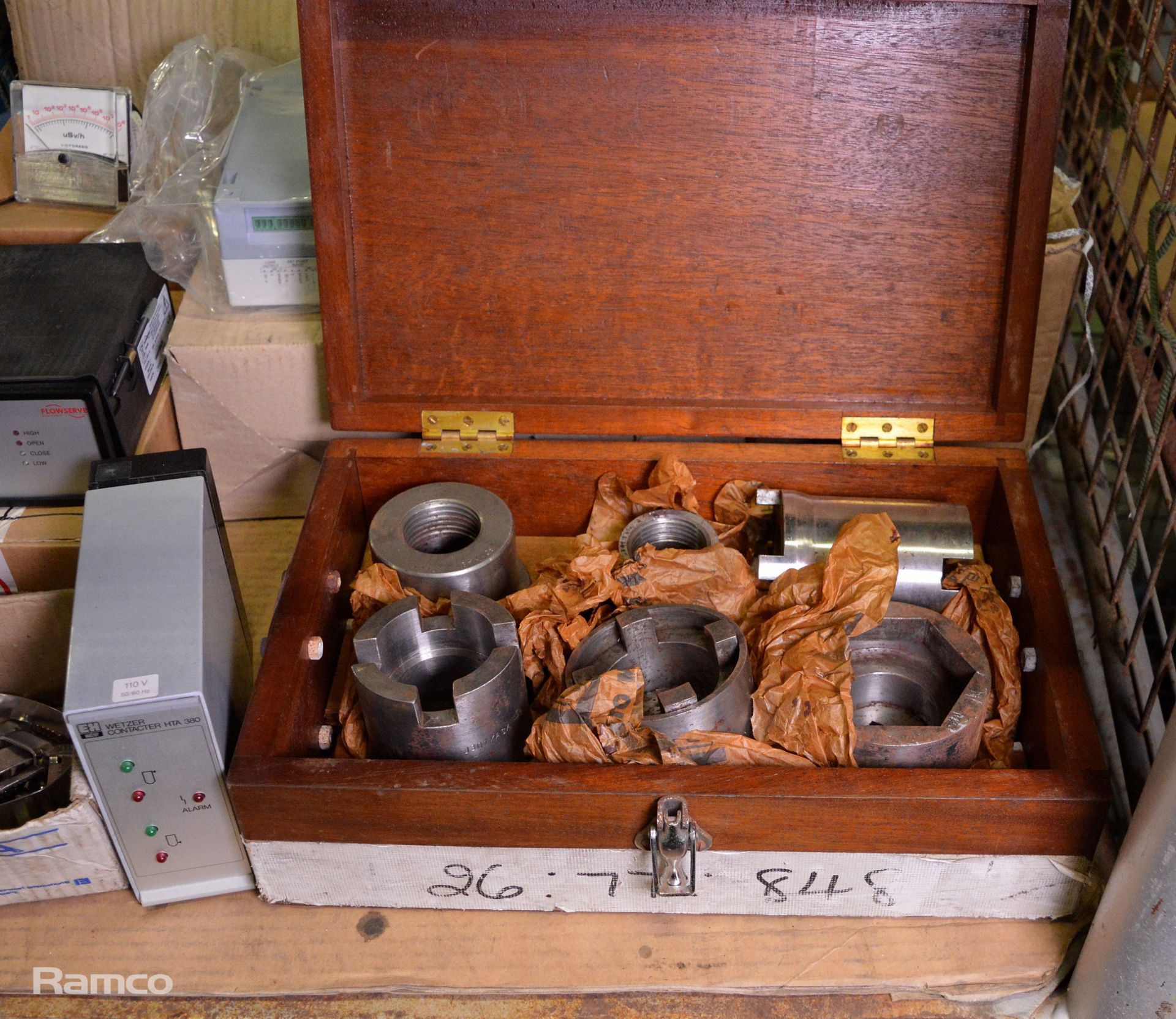 Various mechanical spares, motors, electrical units - Image 11 of 13