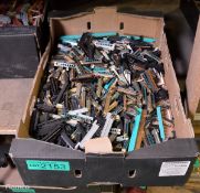 Box of gold plated terminals / connectors