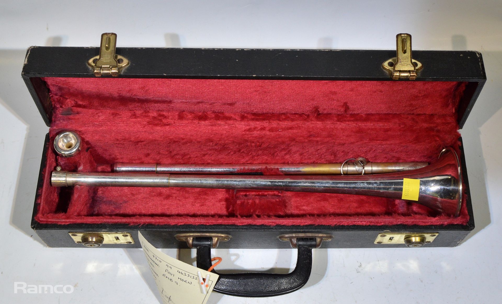 Post horn instrument with case - Image 2 of 8