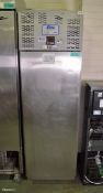 Sadia Senator 450 single door fridge 60 x 75 x 190cm