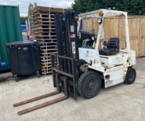 TCM FG20N1 forklift - serial number 30302365 - rated capacity 2000kg - maximum fork height 3000mm -