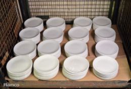 Crockery serving plates