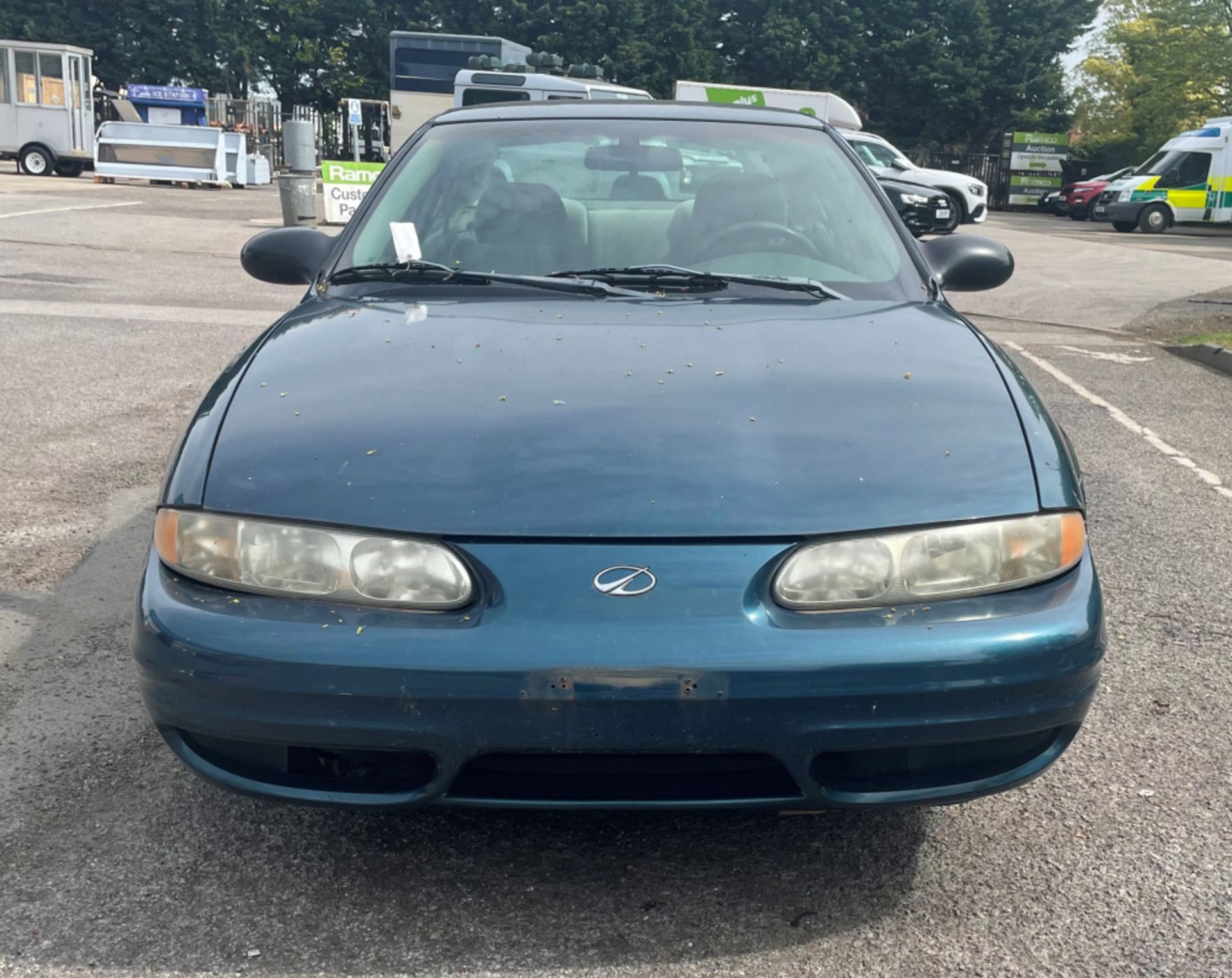 Oldsmobile Alero - 2002 - 2.2L - Petrol - Automatic - 41468 miles - VIN Number 1G3NK52F12C303210 - Image 3 of 22