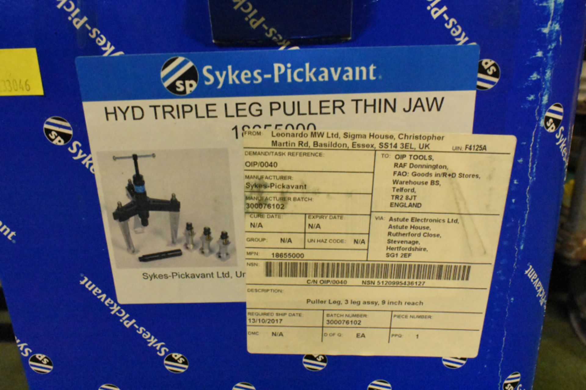 Sykes-Pickavant hydraulic triple leg puller thin jaw - Image 3 of 3