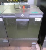 Hobart stainless steel dishwasher L 60 x W 60 x H 82cm