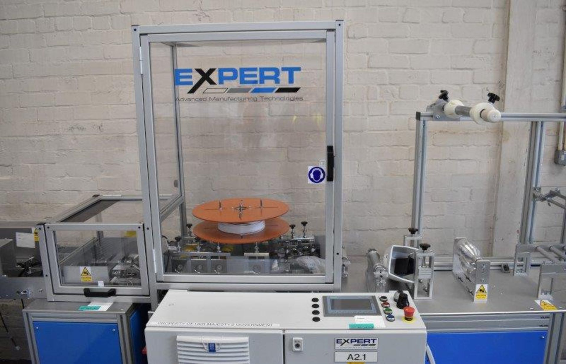 Expert fully automated Mask Making Machine - manufactured in 2020 - Image 5 of 21