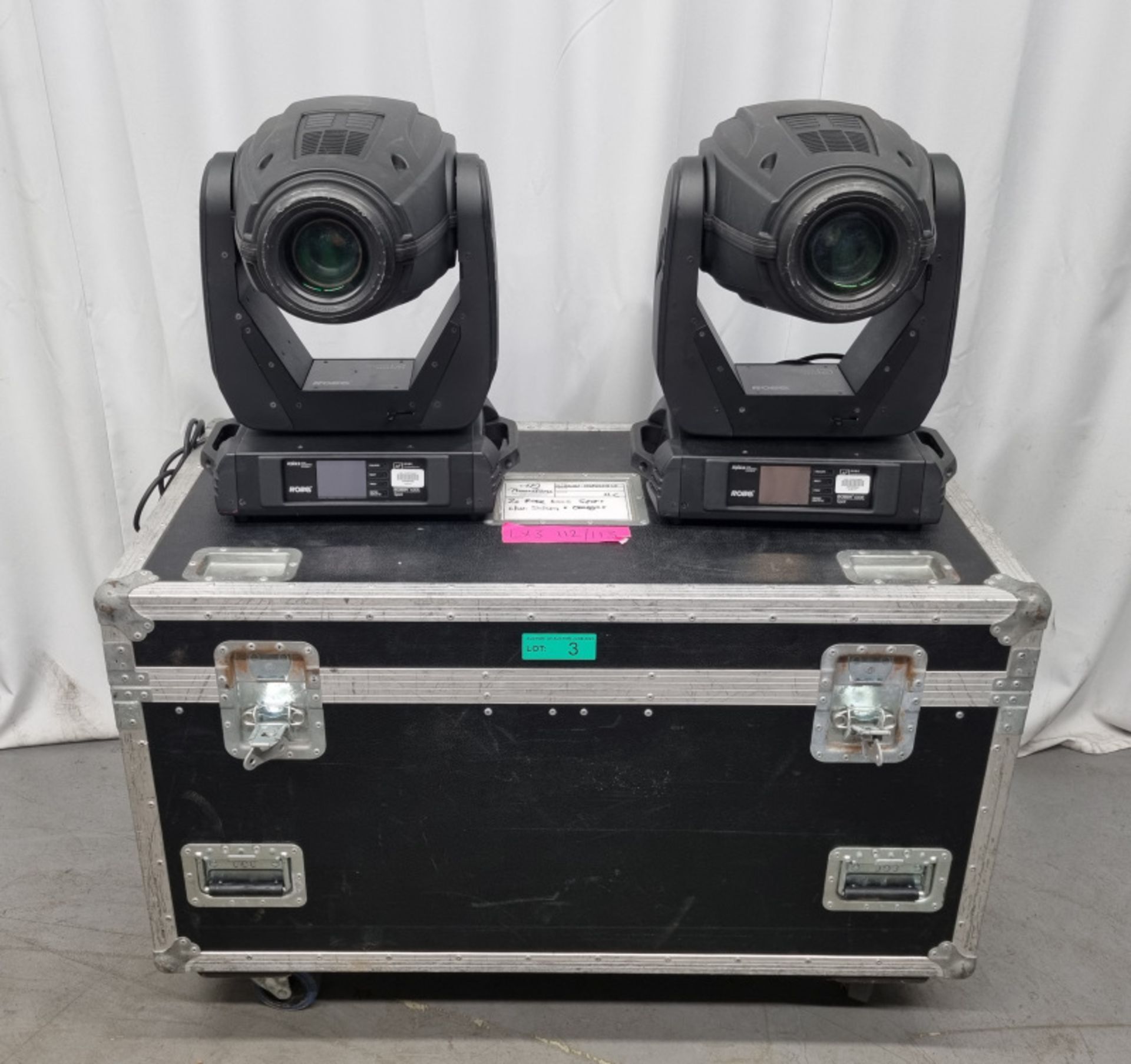 2 x Robe Robin 600E Spot with flight case