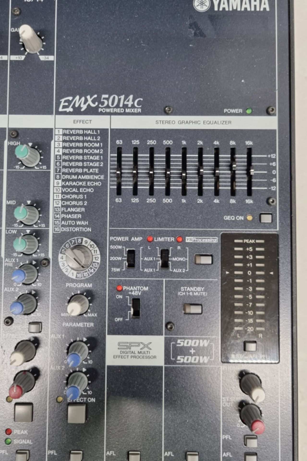 Yamaha EMX 5014C Mixer in flight case - Image 2 of 4