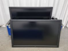 2 x NEC V551 55 inch Display in flight case