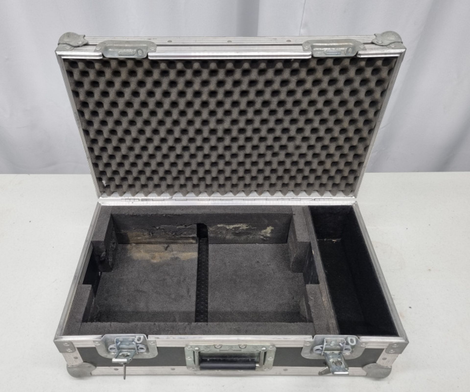 Flight Case - L 58cm x W 19cm x H 36cm - Image 3 of 3