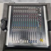 Soundcraft Spirit M8 in flight case