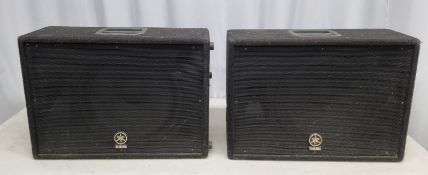 Pair Yamaha AX15M Speaker