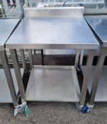 Stainless steel table on wheels - L70 x W70 x H100cm