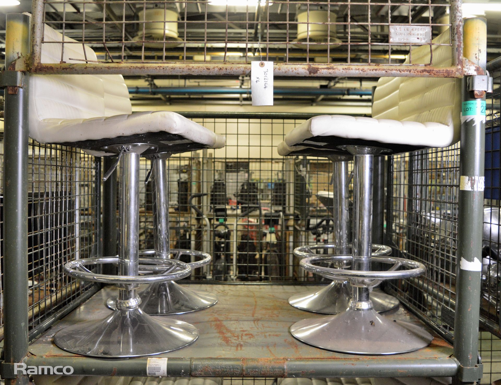 4x Stainless steel breakfast bar stools - cream seat