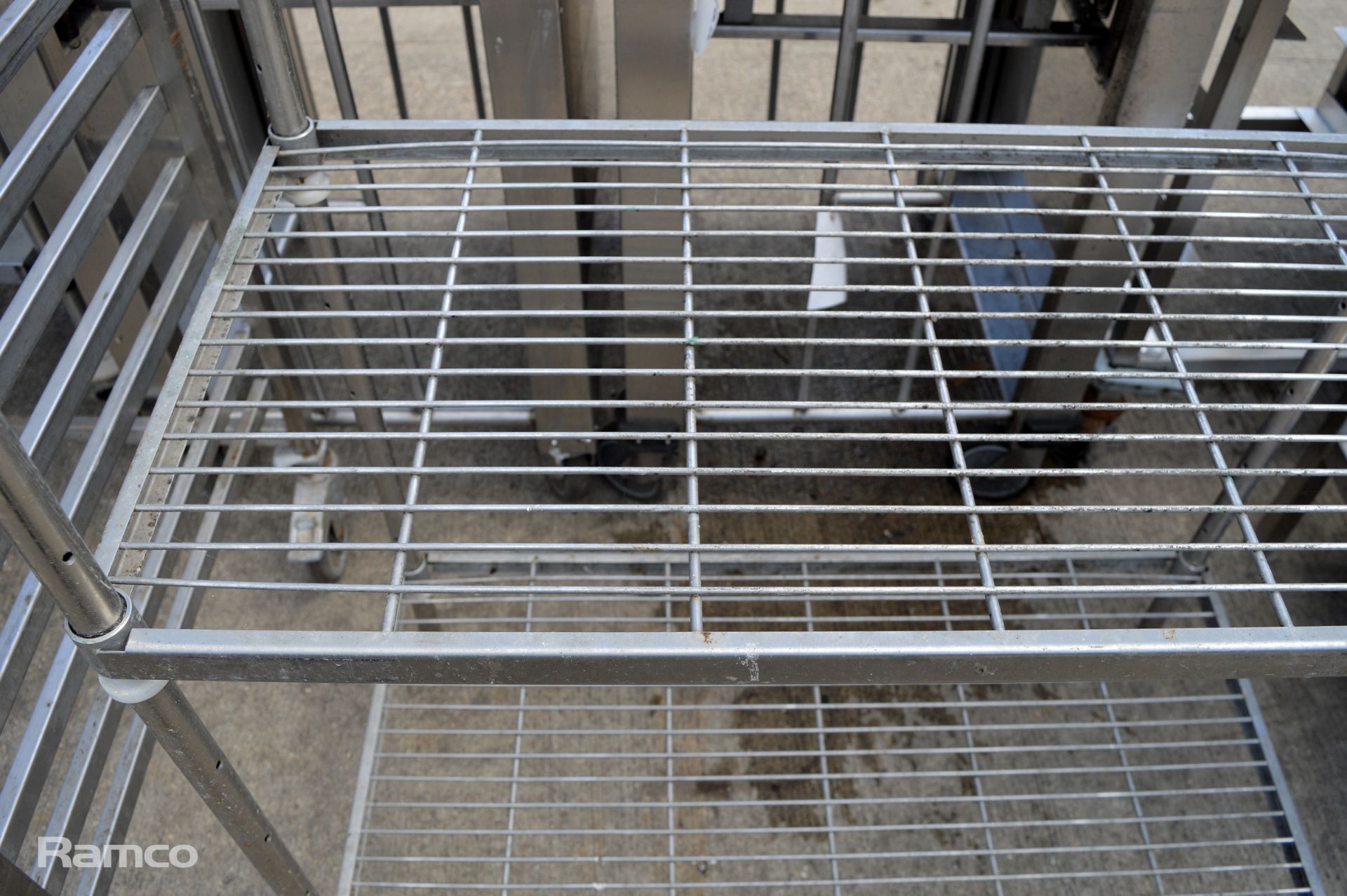 Stainless steel 4 tier wire racking L 91 X W 46 x H 185 cm - Image 4 of 4