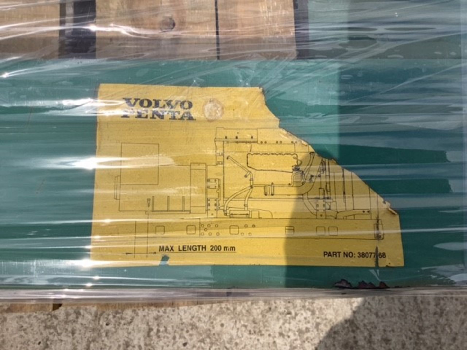 Volvo Penta generator frame - Frame width is 850mm - extendable frame - Length closed 2080mm - Image 2 of 2