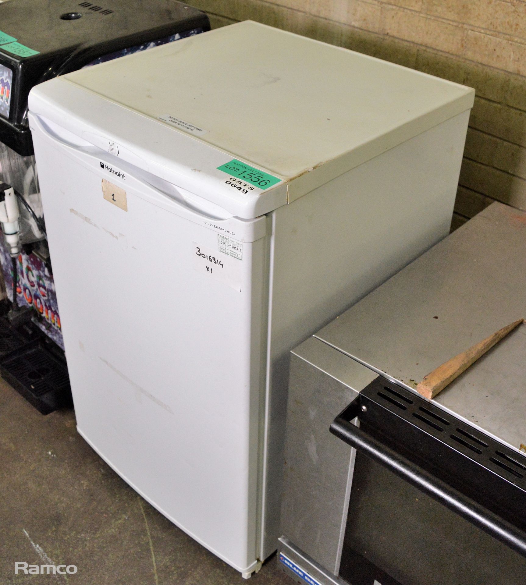 Hotpoint Rlav21 undercounter refrigerator 240V - Image 5 of 5