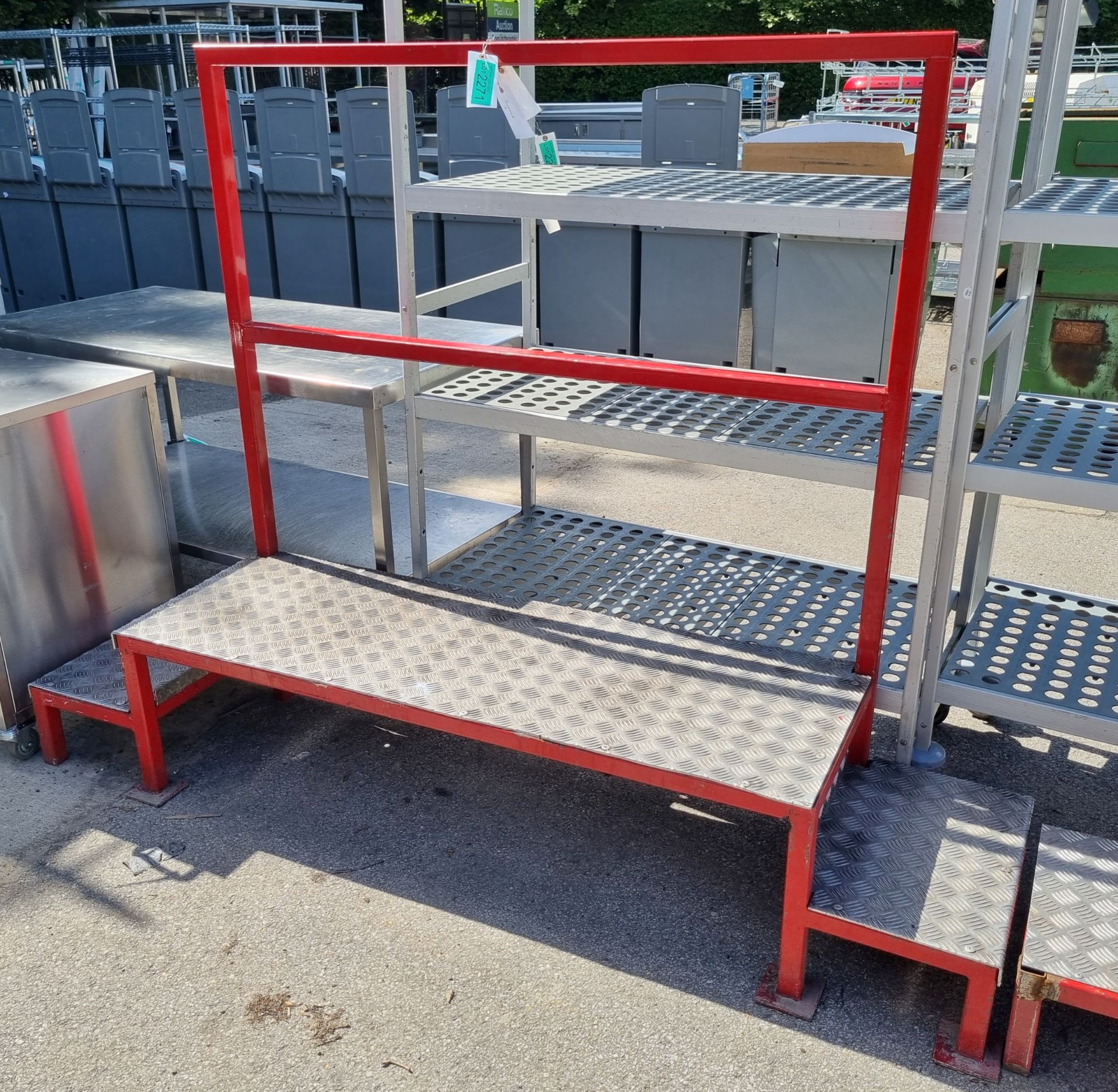 Raised steel platform L200 x W50 x H155 cm - Image 2 of 2