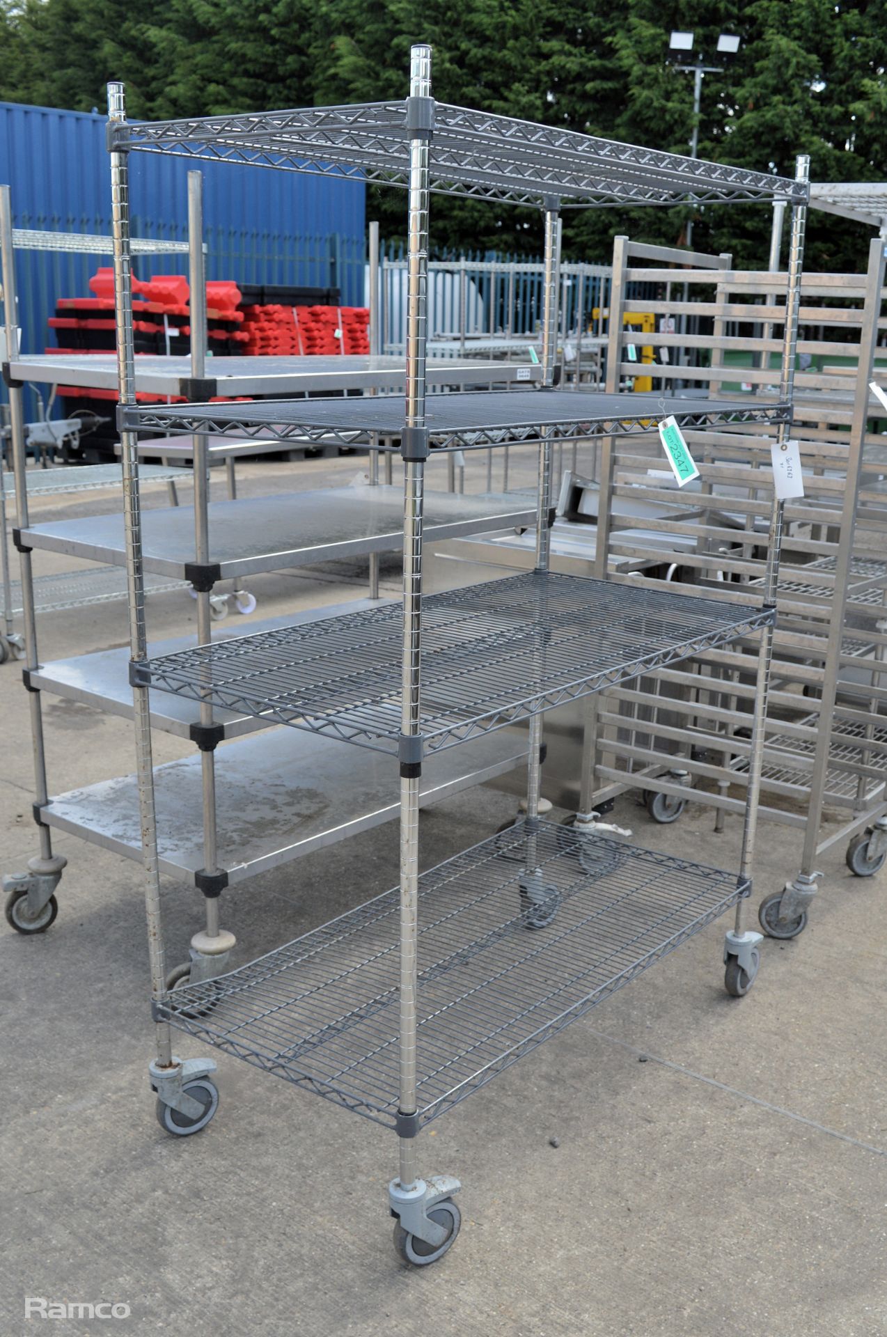 Stainless steel 4 tier wire racking L120 X W60 x H177cm - Image 3 of 3