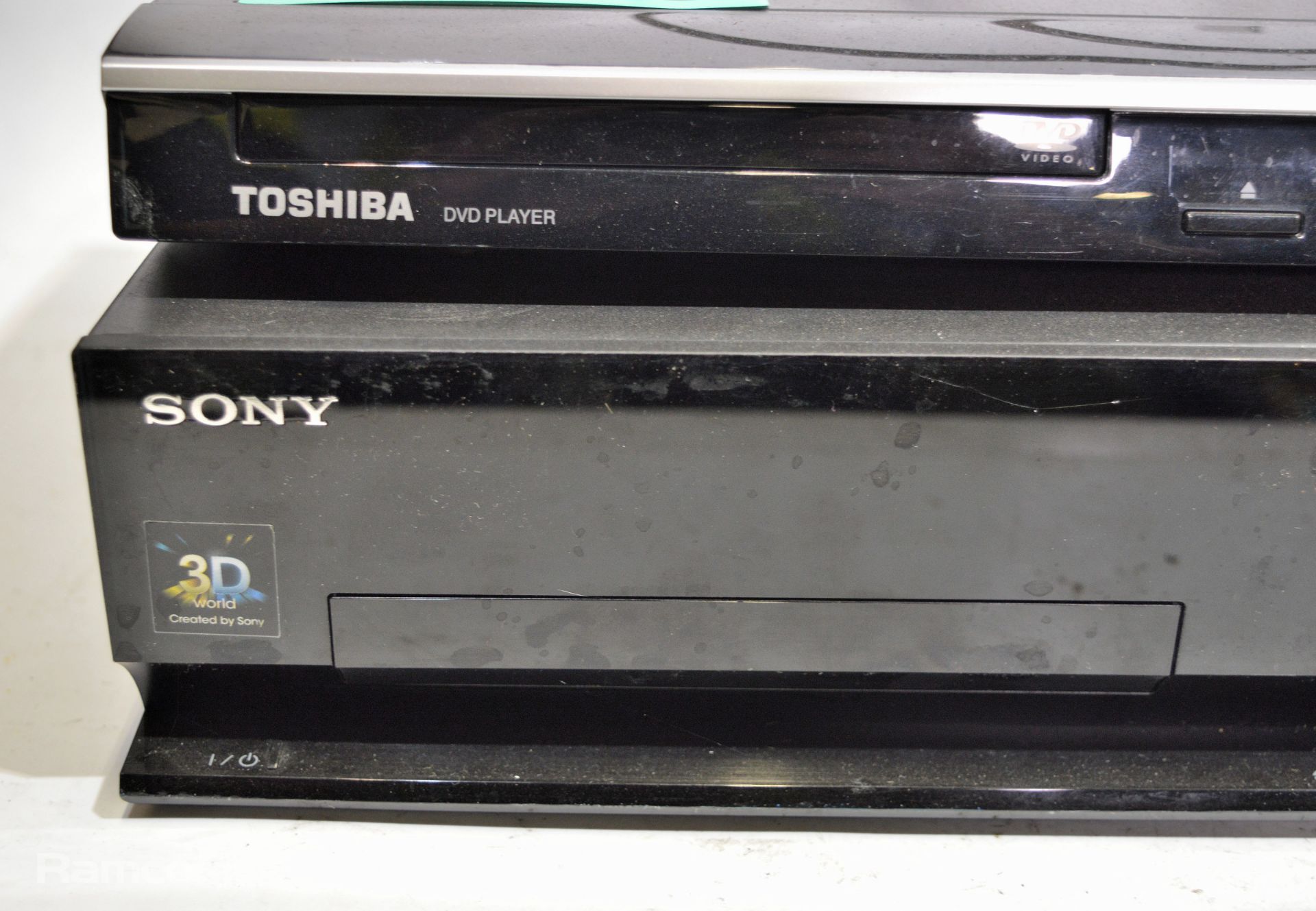 Toshiba SD5010KB dvd player 250V, Sony BDV-E370 3D Blu Ray player 250V - Image 2 of 6