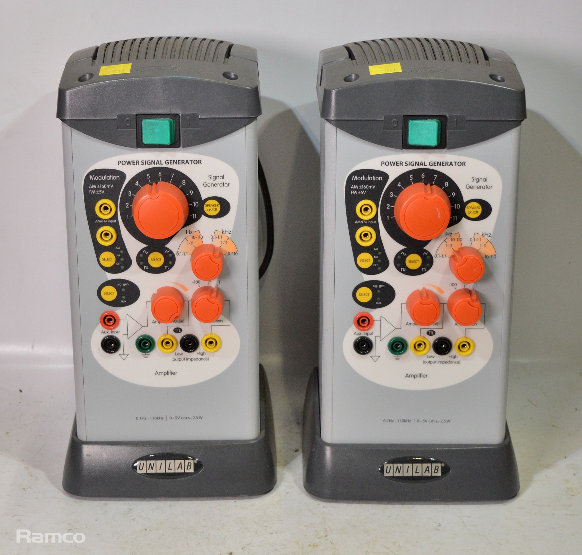 2x Philip Harris Power Signal Generators - 0.1hz-110kHz - 0-5V rms 2.5W