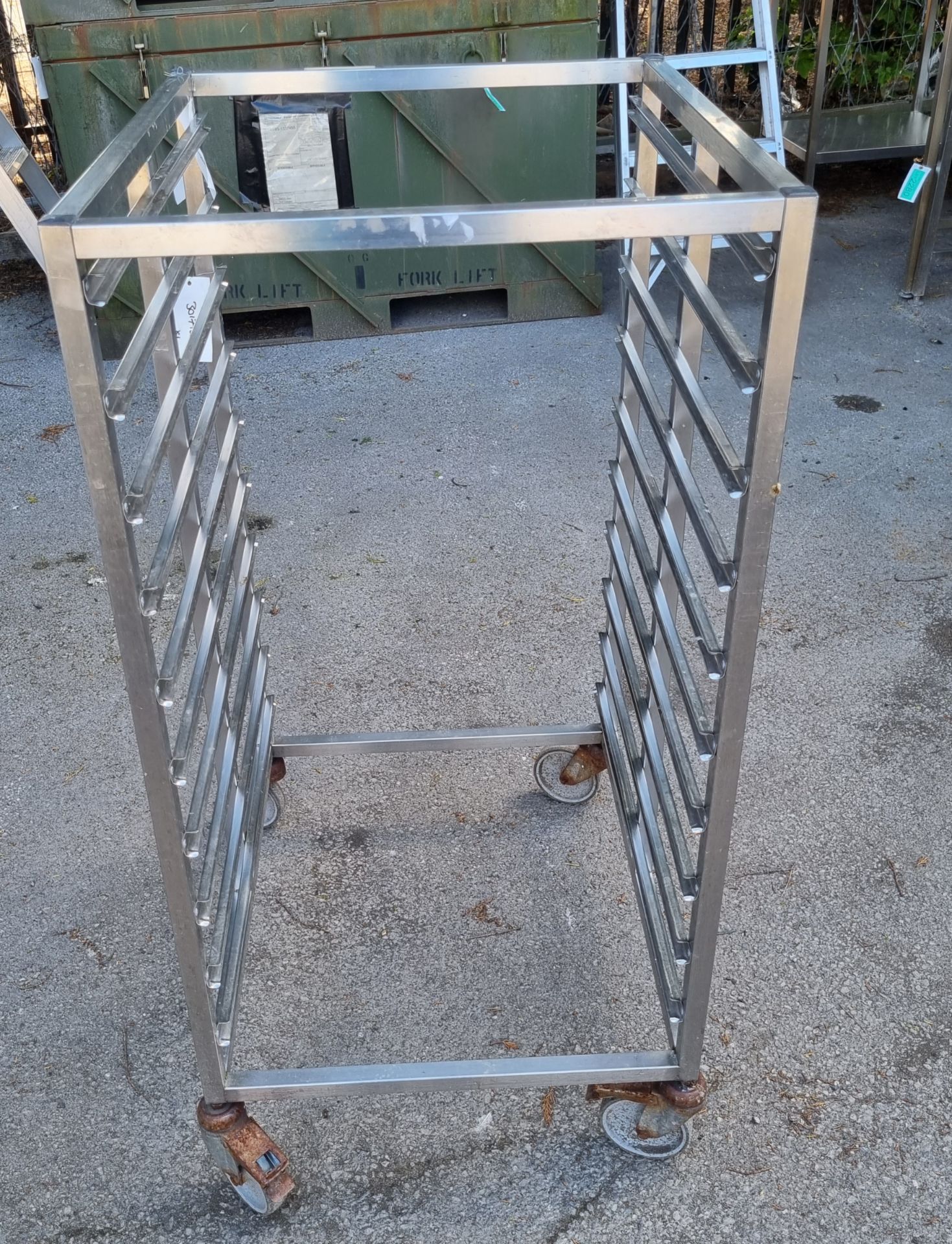 Tray trolley - L60 x D70 x H120cm - Image 2 of 2