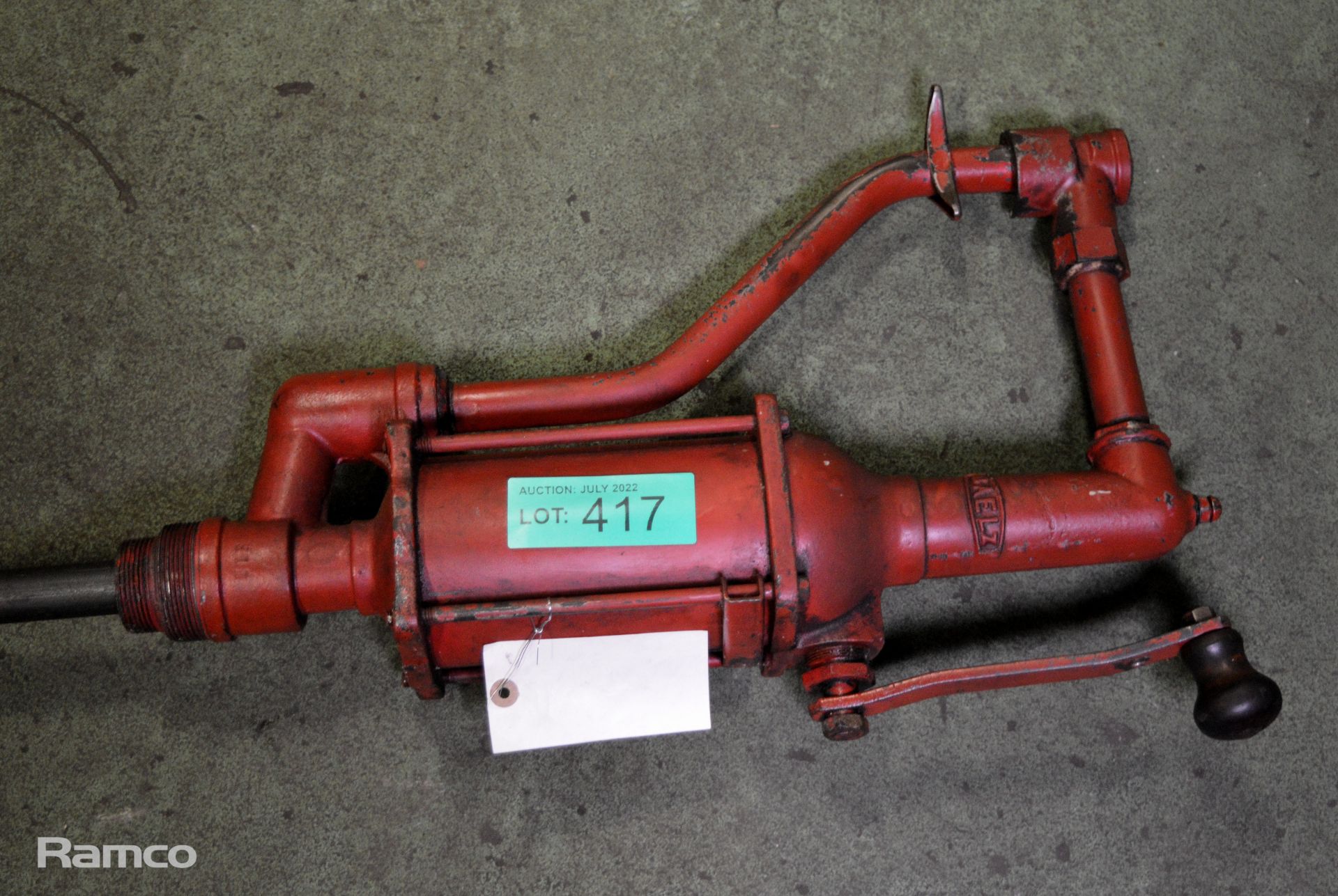 Baelz Hand pump L 35 x W 12 x H 127 cm - Image 2 of 3