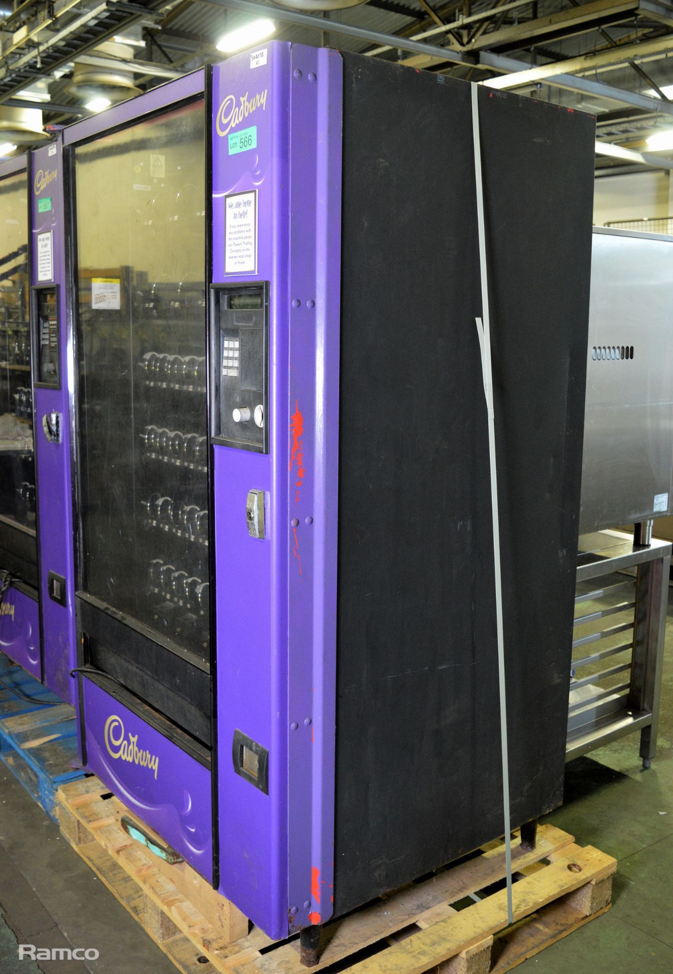 Automatic Product SNACKSHOP123A refrigerated vending machine - Image 3 of 5